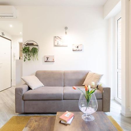 New! Milano - Flowers Home Cusano Milanino Bagian luar foto