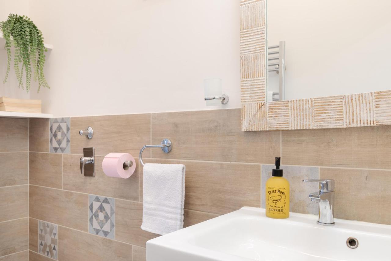 New! Milano - Flowers Home Cusano Milanino Bagian luar foto