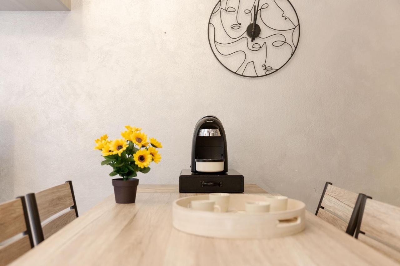 New! Milano - Flowers Home Cusano Milanino Bagian luar foto