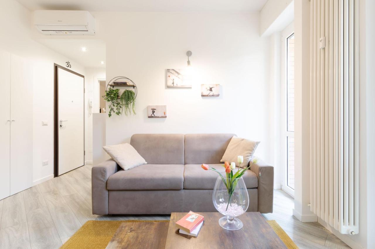 New! Milano - Flowers Home Cusano Milanino Bagian luar foto