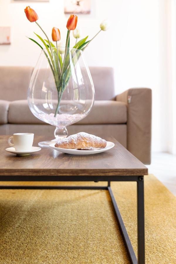 New! Milano - Flowers Home Cusano Milanino Bagian luar foto